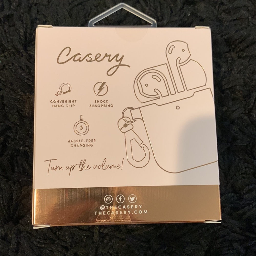 Silicone Cover With Clip For Apple AirPods - Picture 2 of 2